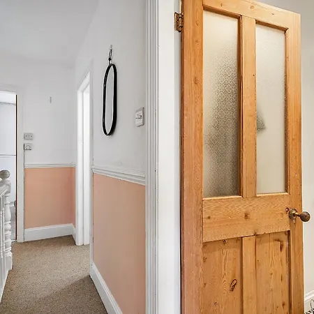 Finest Retreats - Poppy Of *